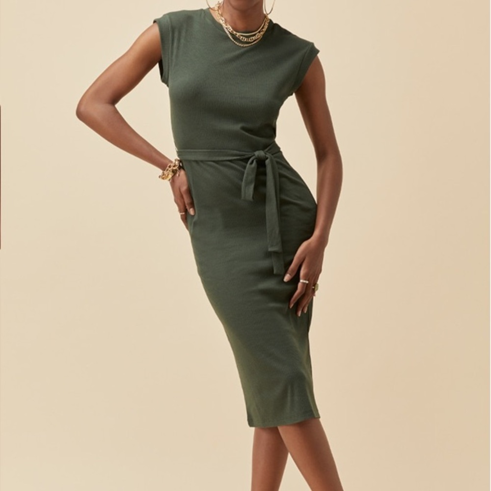 Francesca’s Green Ribbed Midi Dress - NWT